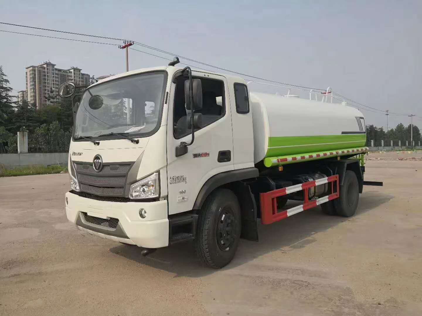 福田福瑞沃12噸灑水車(chē)