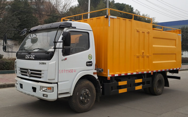 國五黃牌污水處理車（東風大多利卡）