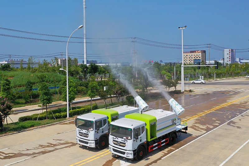 國六東風(fēng)D9 10噸（方罐）抑塵車